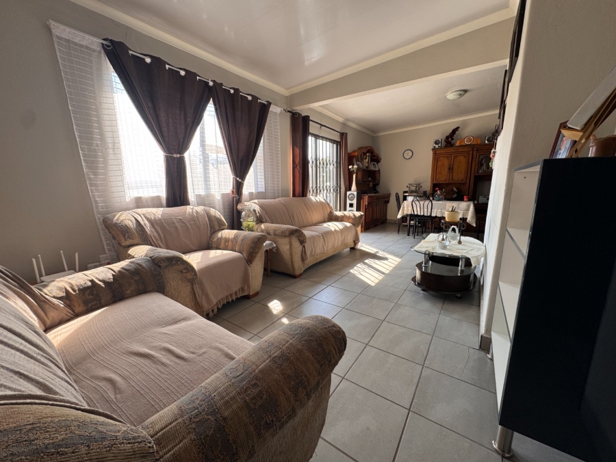 7 Bedroom Property for Sale in Deneysville Free State